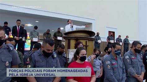 Polícia é homenageada por Igreja Universal YouTube