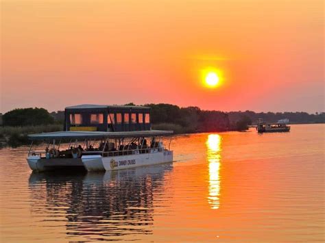 Coucher De Soleil Sur Le Zamb Ze Safari Afrique By World Explorateur