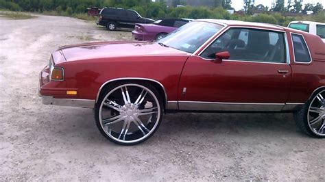 Oldsmobile Cutlass On 26 S Squattin Tucked Youtube