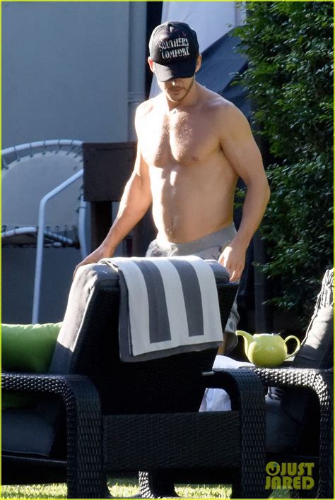 Photo Ryan Kwanten Shows Off Amazing Shirtless Body In Australia 19