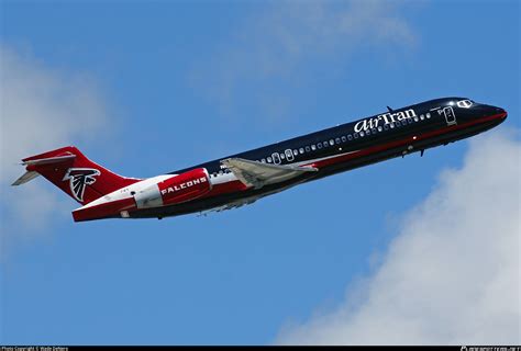 N At Airtran Airways Boeing Bd Photo By Wade Denero Id