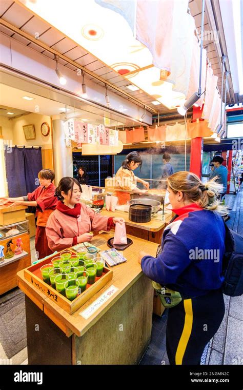 Tokyo The Popular Asakusa Shrine And Sensoji Temple Caucasian Woman