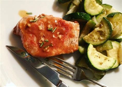 How To Sear Meats For Maximum Flavor Apple Pork Chops Pork Chops