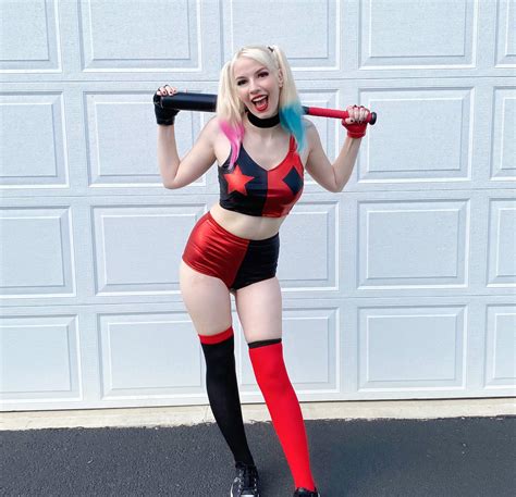 [Cosplay] My Harley Quinn from the HQ Animated Series! : r/DCcomics