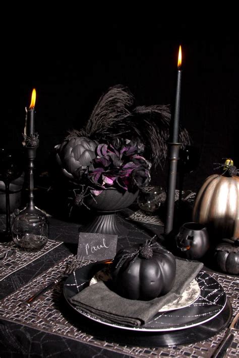 18 Halloween Tablescape Ideas With Impeccable Taste Shelterness