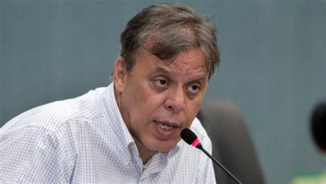 Secretário geral do PMDB diz que vice do senador Eduardo Braga está