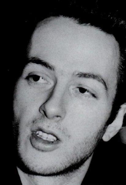 PuNk And Stuff On Twitter Joe Strummer The Future Is Unwritten