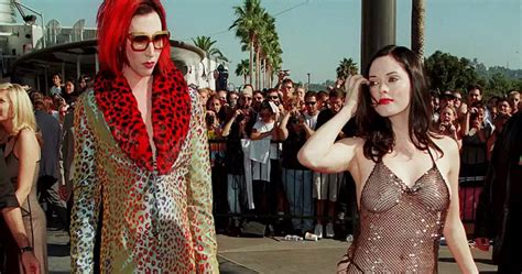 Pr Cticamente Desnudas De Rose Mcgowan Con Marilyn Manson A Florence