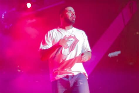 Drake Delivers Surprise Performance at 2017 Canada Day - XXL