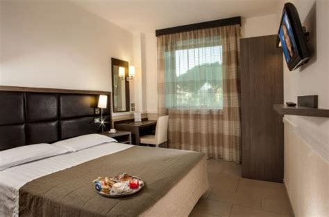 The Artis Hotel *** in Rome is an elegant and a brand-new 4 star hotel