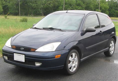 2001 Ford Focus SE - Sedan 2.0L Manual