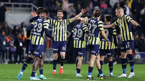 Fenerbahçe Kadıköy de Konyaspor u mağlup etti KRT TV