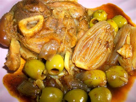 Recette De Jarret De Porc Aux Olives Vertes Chalotes Aux Pices