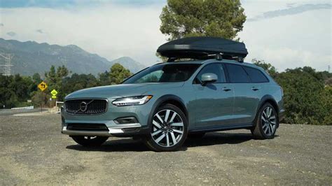 Volvo V Cross Country News And Reviews Motor