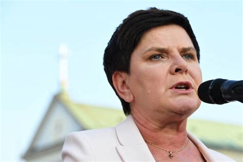 Beata Szydło kpi z Donalda Tuska Tak skomentowała jego zdjęcie z Bono