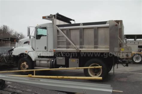 2011 Kenworth T470 Class 8 Dump Truck in Gaithersburg, MD, USA