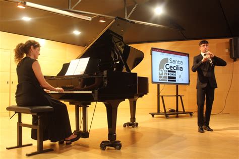 El alumnado de Matrícula de Honor del Conservatorio de Música conmemora