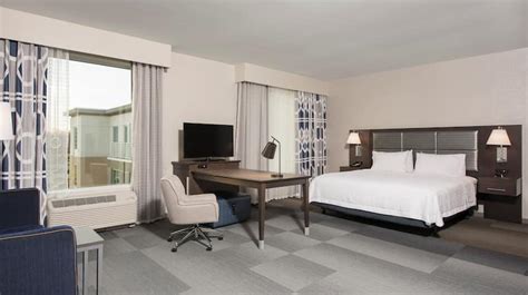 Hampton Inn & Suites Indianapolis , IN Hotel