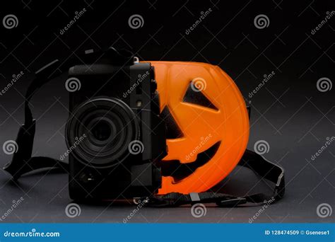 Pumpkin And Camera Zucca Con Fotocamera Stock Image Image Of Orange Halloween 128474509