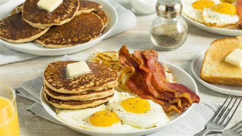 Delicious Country Breakfast - Vermont The Olympia Lodge