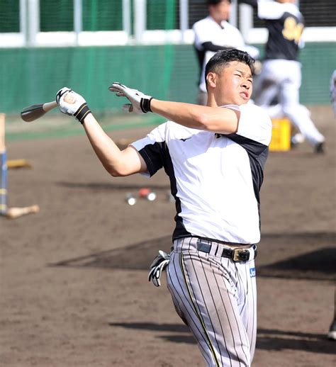 【阪神】ドラ1佐藤輝明「今まで見たことない投手。しっかり振る」藤浪晋太郎との紅白戦対決に意欲 スポーツ報知