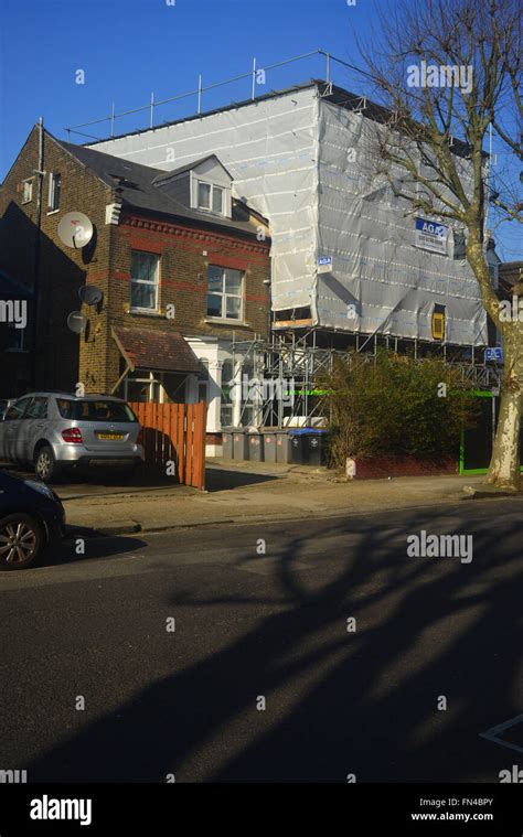 London Nw Queen S Park Brondesbury Road Property Conversion Stock