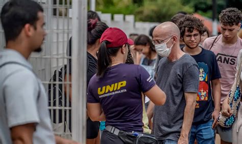 Inep prorroga para segunda feira prazo para pedir reaplicação do Enem