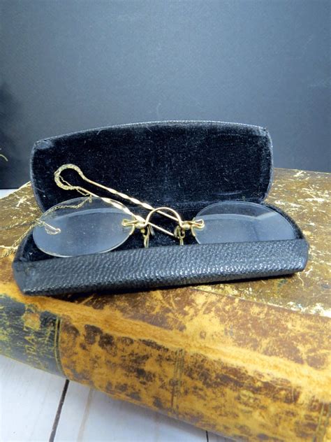 Antique Pince Nez Eyeglasses With Hair Pin Chain And Case Etsy Fashion Accessories Jewelry