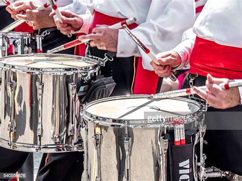 Small Town Parade Photos And Premium High Res Pictures Getty Images