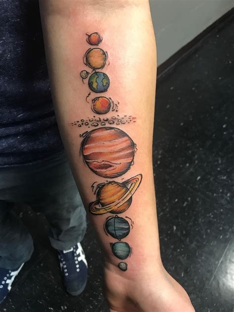 Pin By Mafer Acevedo On Tatuajes Solar System Tattoo Planet Tattoos