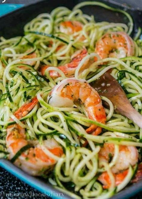 Spaghettis De Courgettes Crevettes Basilic Detox On