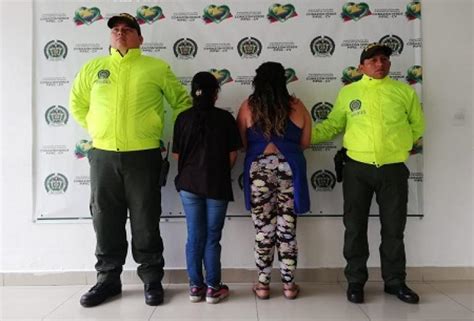 Tres Personas Fueron Detenidas Por Policía Cuando Portaban Varias Arm