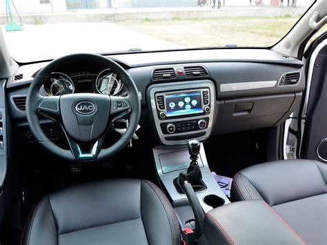 JAC T6 - цена и характеристики, фотографии и обзор