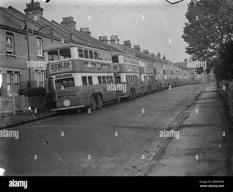 Autobuses Historicos Fotografías E Imágenes De Alta Resolución Alamy