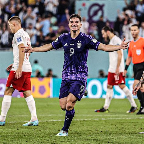 Ataque Futbolero On Twitter Julián Álvarez 🇦🇷 Marcó En Su Debut Como