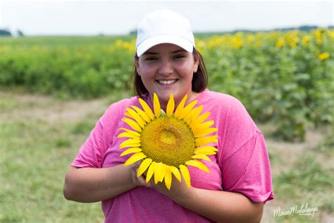 Sunflower Fields With My Fiance Mensur Mustedanagic Flickr