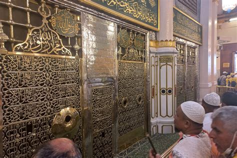 Makam Rasulullah Saw Di Kamar Rumahnya Ini Adab Menziarahinya Waspada