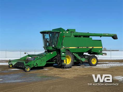 John Deere Combine