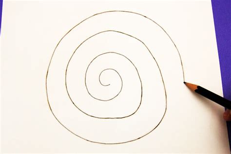 Paper Spiral Snake | Kids' Crafts | Fun Craft Ideas | FirstPalette.com