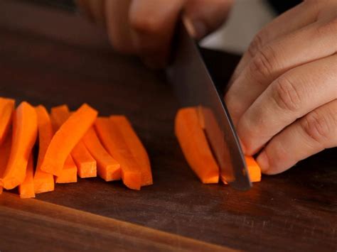 Enam Teknik Memotong Sayur Dalam Memasak Pidjar