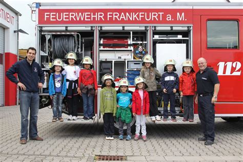 Freiwillige Feuerwehr Nieder Erlenbach Besuch Von Der Schule Am Erlenbach