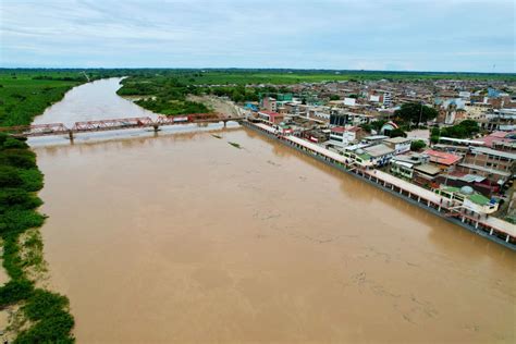 Tumbes En Alerta Ante Posibles Desbordes Por El Aumento Del Caudal Del Río Por Lluvias