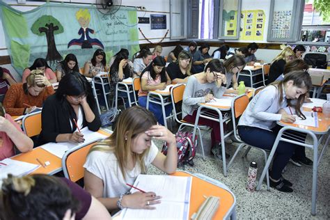 Uno De Cada Cuatro Docentes Abandona La Carrera Después Del Primer Año