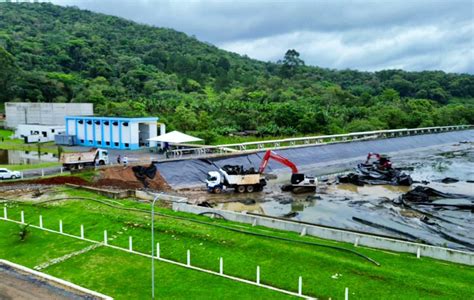 Iniciada obra de recuperação da lagoa de aeração da Emasa Portal Visse