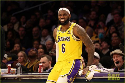 Lebron James Makes Nba History Surpasses Kareem Abdul Jabbar S Record