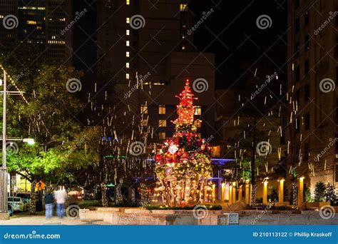 Dallas Tx Usa December 23 2013 Pegasus Plaza At Night Close To