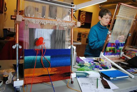 Rebecca Mezoff Mastering Color Gradation In Tapestry Art