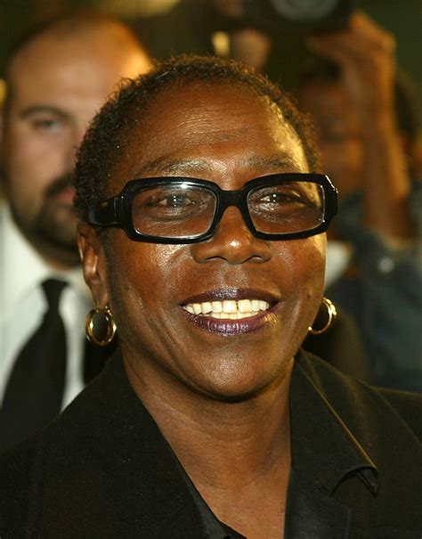 Afeni Shakur Davis Tupacs Mother Dies At 69 Ktla