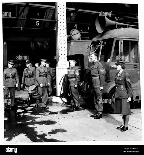 Major General The Lord Burnham Inspects Army Mobile Information Bureau