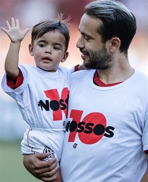 Pin De Mayara Domingos Em Flamengo Sempre Eu Hei De Ser Everton